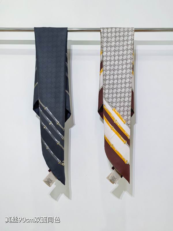 Gucci silk scarf 90X90cm E032231